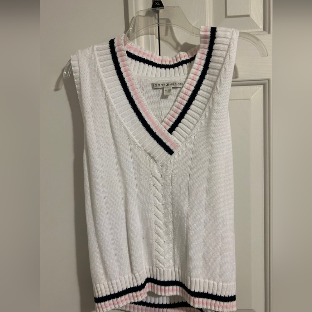 Tommy Hilfiger sweater vest XL
